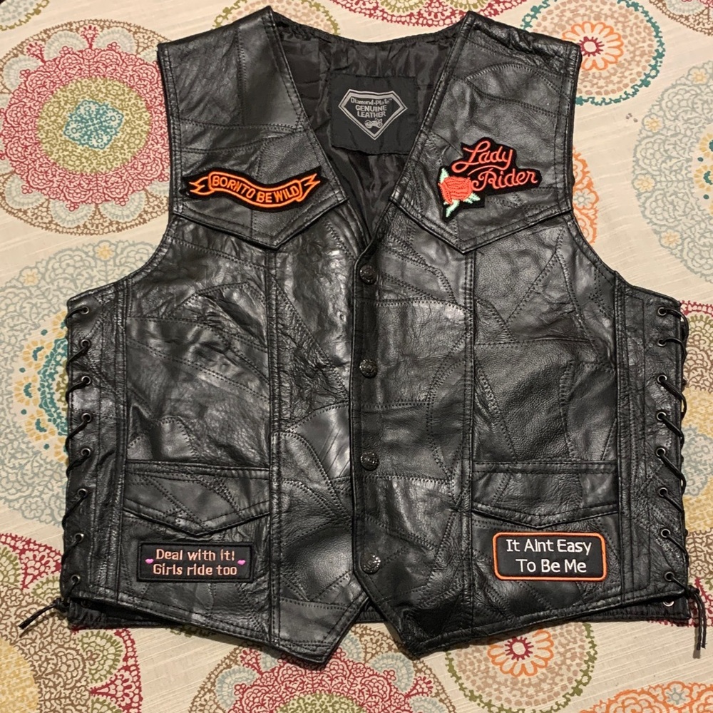 NWOT Diamond-Plate Black Leather Ladies Biker Vest with Patches #LadyRider